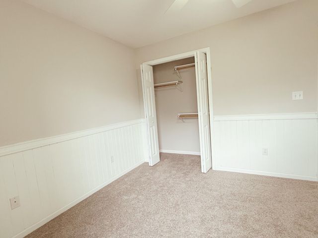 606 ADENS WOODS CT, Columbia, MO 65201