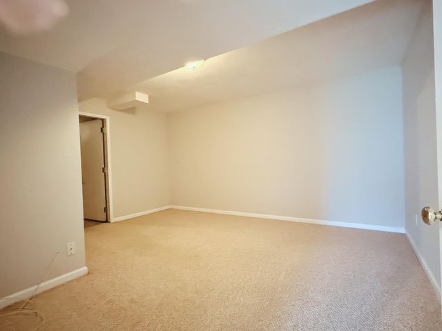 606 ADENS WOODS CT, Columbia, MO 65201