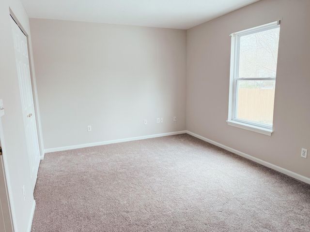 606 ADENS WOODS CT, Columbia, MO 65201