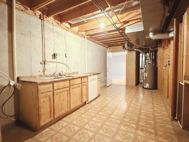 606 ADENS WOODS CT, Columbia, MO 65201