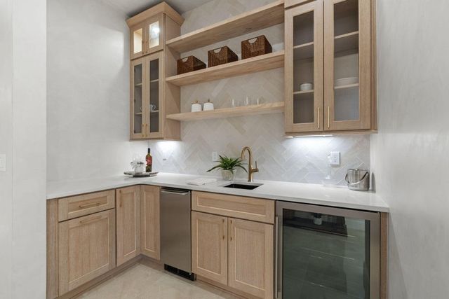 9 Tamarisk, Santa Fe, NM 87506