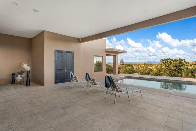 9 Tamarisk, Santa Fe, NM 87506