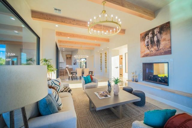 9 Tamarisk, Santa Fe, NM 87506