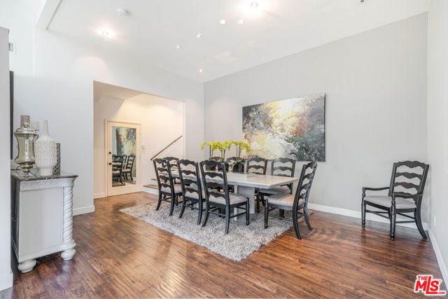 3245 Provon Lane, Los Angeles, CA 90034
