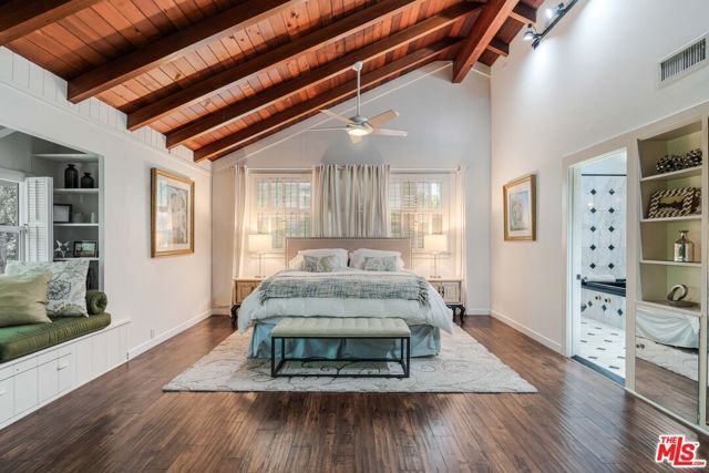 3245 Provon Lane, Los Angeles, CA 90034