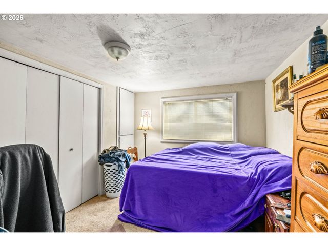 4733 UNION Ter, Springfield, OR 97478