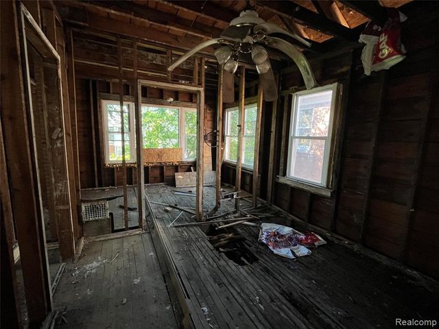 3272 W Euclid Street, Detroit, MI 48206