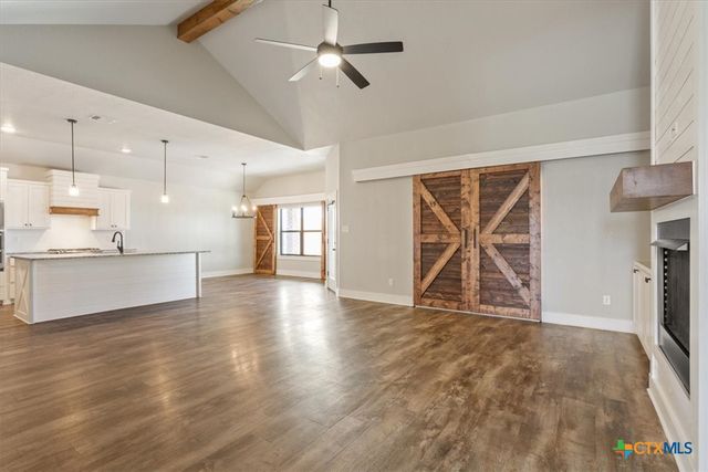 9110 Green Tree Drive, Salado, TX 76571