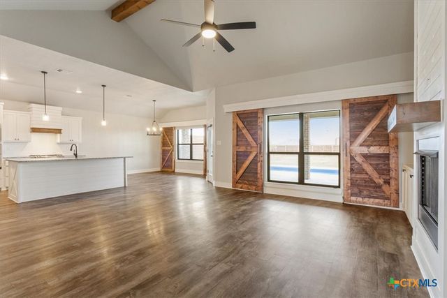 9110 Green Tree Drive, Salado, TX 76571