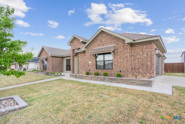 9110 Green Tree Drive, Salado, TX 76571