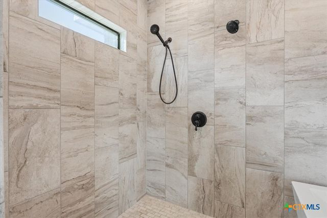 9110 Green Tree Drive, Salado, TX 76571