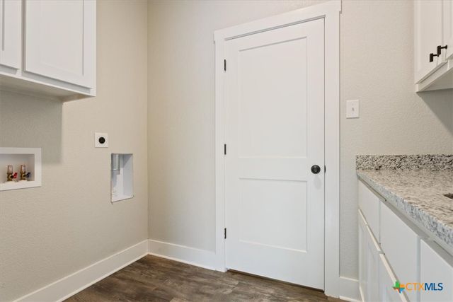 9110 Green Tree Drive, Salado, TX 76571