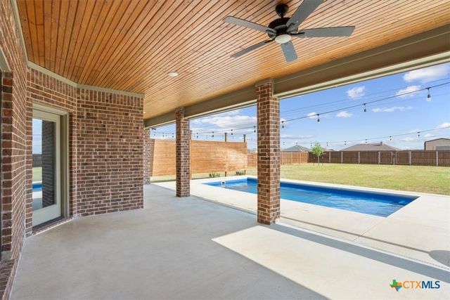 9110 Green Tree Drive, Salado, TX 76571