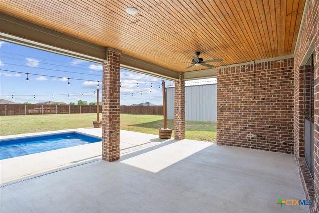 9110 Green Tree Drive, Salado, TX 76571