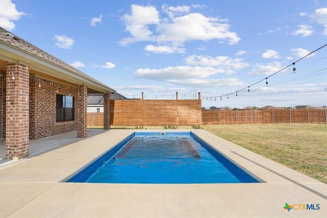 9110 Green Tree Drive, Salado, TX 76571