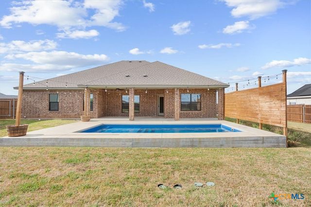 9110 Green Tree Drive, Salado, TX 76571