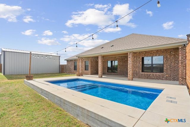 9110 Green Tree Drive, Salado, TX 76571