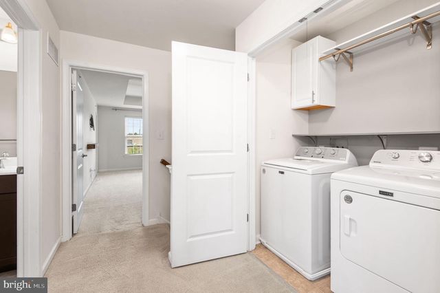1037 CHAPMAN, Hatfield, PA 19440