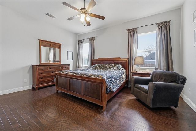 212 Blue Stem Lane, Aledo, TX 76008