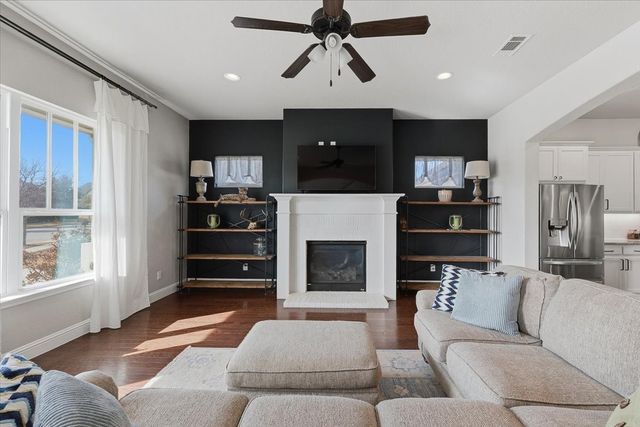 212 Blue Stem Lane, Aledo, TX 76008