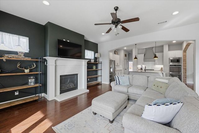 212 Blue Stem Lane, Aledo, TX 76008