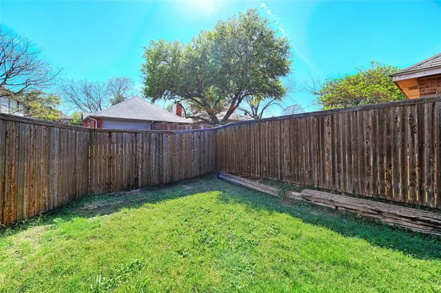 1444 Homestead Lane, Carrollton, TX 75007