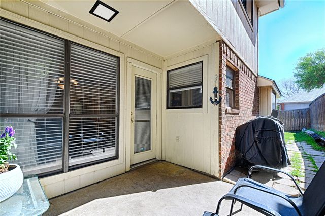 1444 Homestead Lane, Carrollton, TX 75007