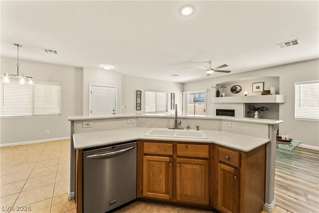 1099 Sheer Paradise Lane 3, Henderson, NV 89002