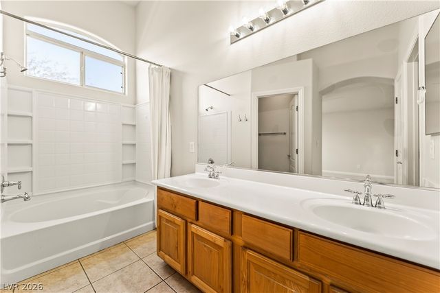 1099 Sheer Paradise Lane 3, Henderson, NV 89002