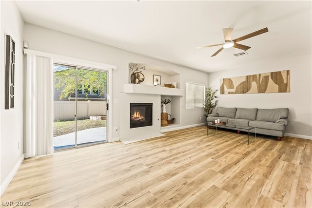 1099 Sheer Paradise Lane 3, Henderson, NV 89002