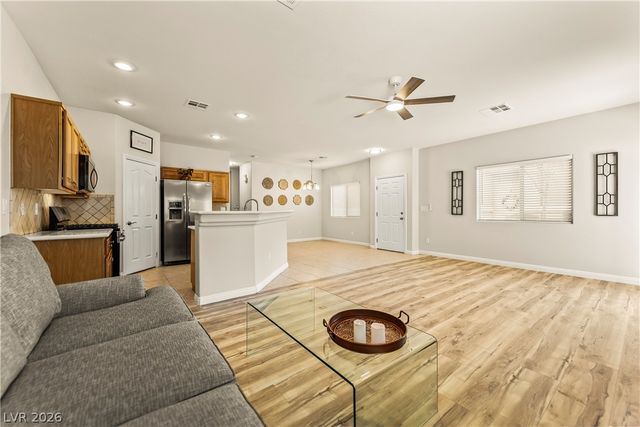 1099 Sheer Paradise Lane 3, Henderson, NV 89002