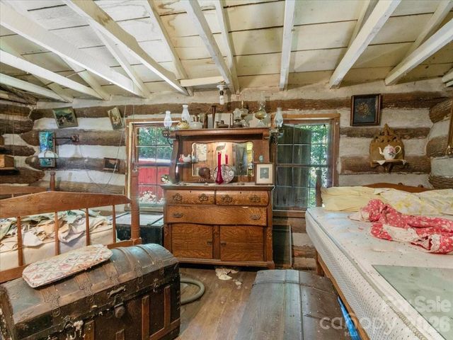 8709 Hwy 226A Highway, Little Switzerland, NC 28749