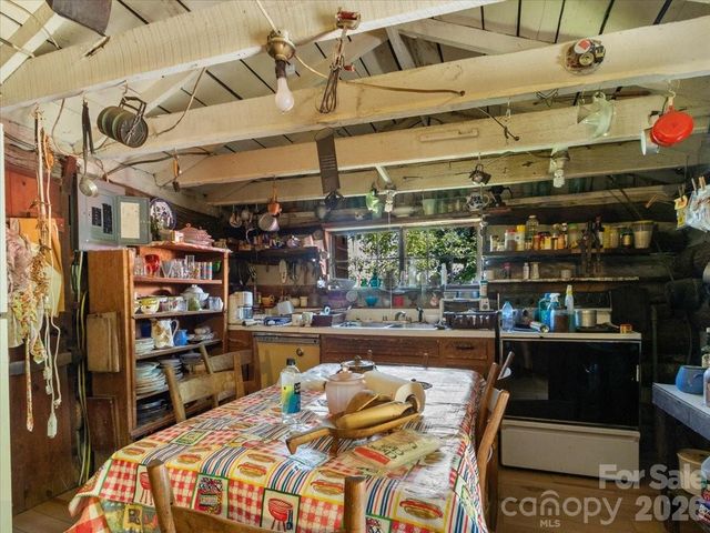8709 Hwy 226A Highway, Little Switzerland, NC 28749