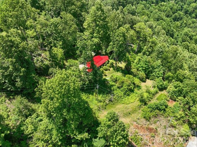 8709 Hwy 226A Highway, Little Switzerland, NC 28749