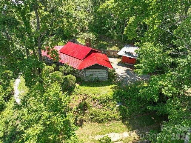 8709 Hwy 226A Highway, Little Switzerland, NC 28749