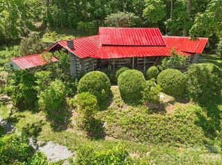8709 Hwy 226A Highway, Little Switzerland, NC 28749