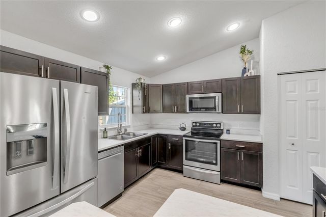 1740 EAST PARKWAY, Deland, FL 32724