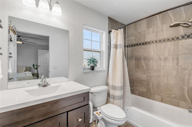 1740 EAST PARKWAY, Deland, FL 32724