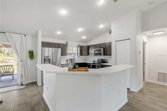 1740 EAST PARKWAY, Deland, FL 32724