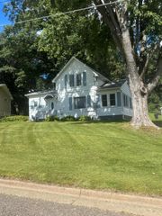 230 Arlington Drive, Amery, WI 54001