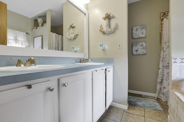 6793 Fallon Lane, Canal Winchester, OH 43110