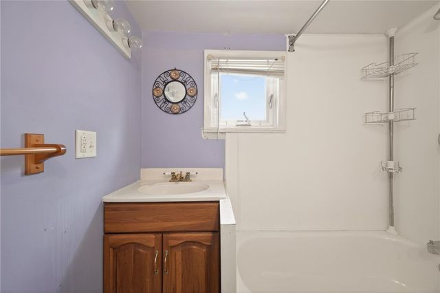 2 Pratt Road, Manchester, NY 14504