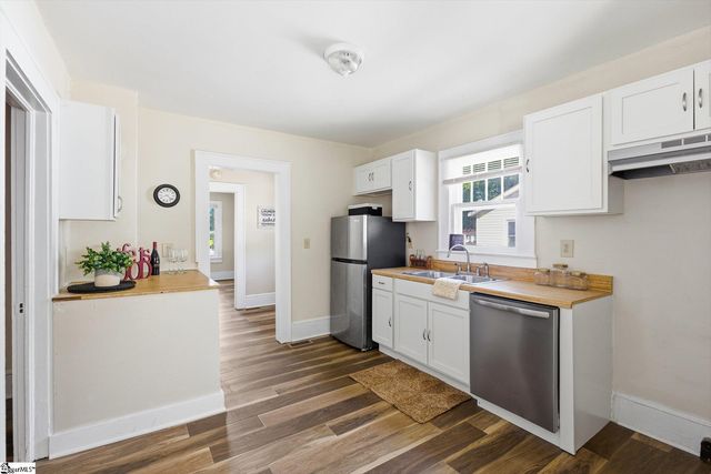524 Church Street, Laurens, SC 29360
