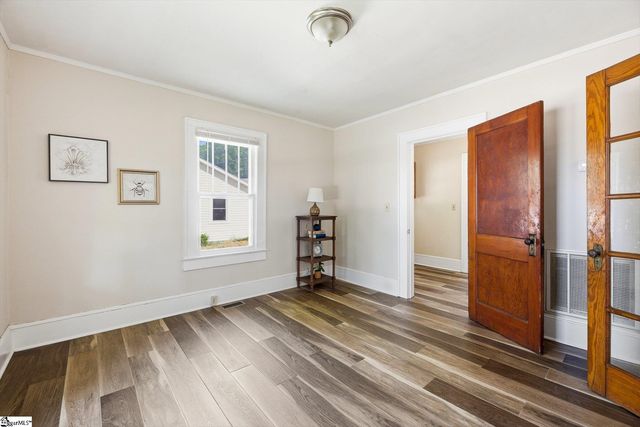 524 Church Street, Laurens, SC 29360