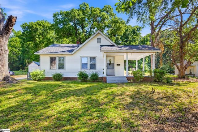 524 Church Street, Laurens, SC 29360
