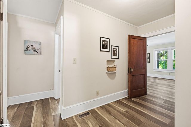 524 Church Street, Laurens, SC 29360