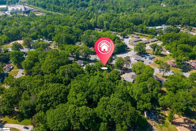524 Church Street, Laurens, SC 29360