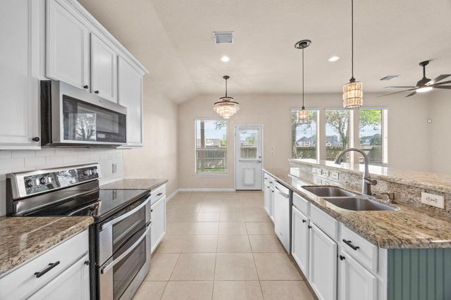 28130 Canyon Wren Drive, Katy, TX 77494