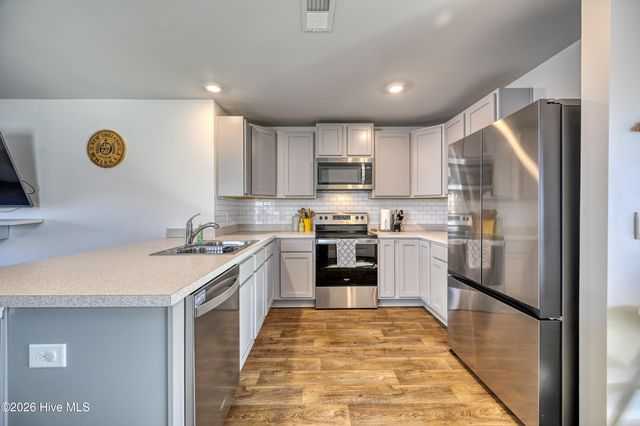 1019 Course Lane, Surf City, NC 28445