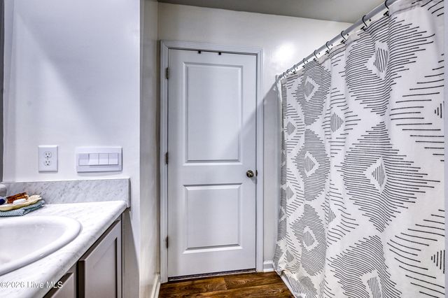 1019 Course Lane, Surf City, NC 28445